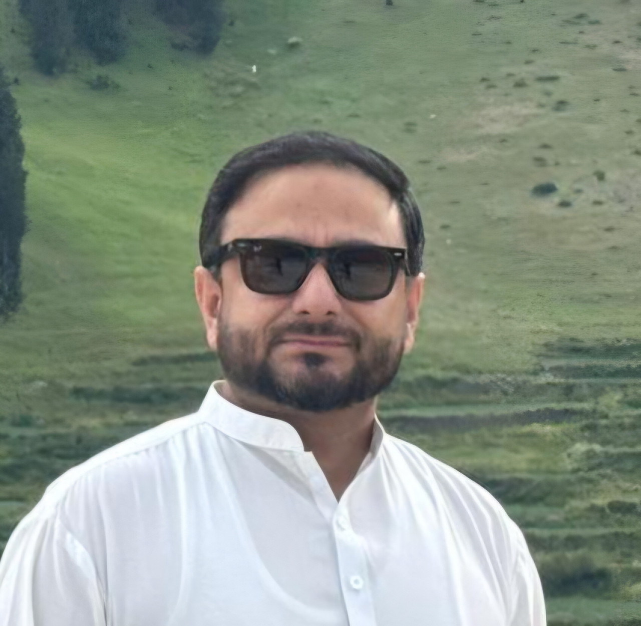 Dr. Yawar Abbas